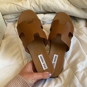 Steve Madden Dariella Tan Leather Sandals